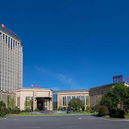 מלון Ramada Yiyang Taojiang מראה חיצוני תמונה